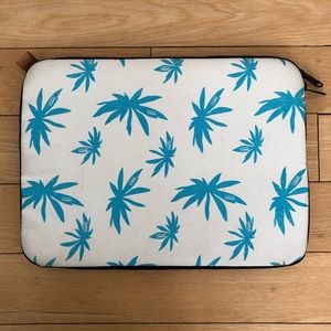 Vans x Taka Hayashi x Brown Buffalo 13” Slip Case